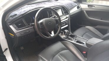 Hyundai: Hyundai Sonata: 2019 г., 2 л, Автомат, Газ, Седан — 5