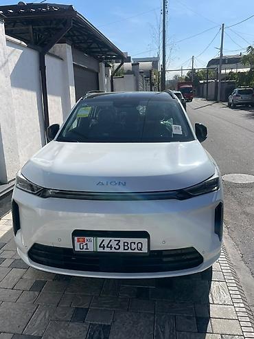 byd e6: AION i60, белый пред макс комплектация с темно серым салоном в — 1