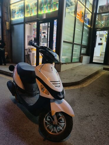 Mopedlər,skuterlər: Tecili satiram savxoz ramanni butun senetleri var catasi var cox — 8