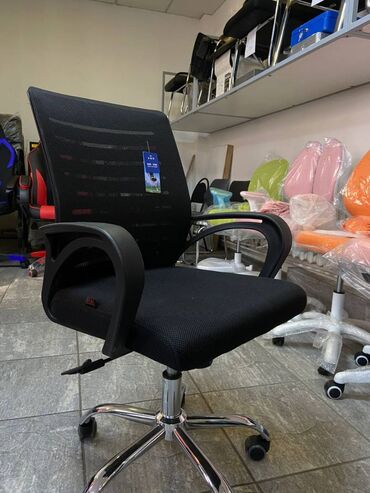 кресла парикмахерские: Офисное, Новый