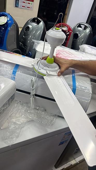 Потолочный вентилятор с LED‑светильником и подвесом - Компактный at lalafo.kg Потолочный вентилятор с LED‑светильником и подвесом - Компактный