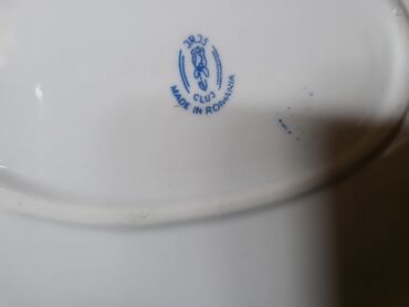 Ostalo posuđe: Oval Cluj Napoca porcelan 70te. Oval sve na njemu odsjaj od — 9