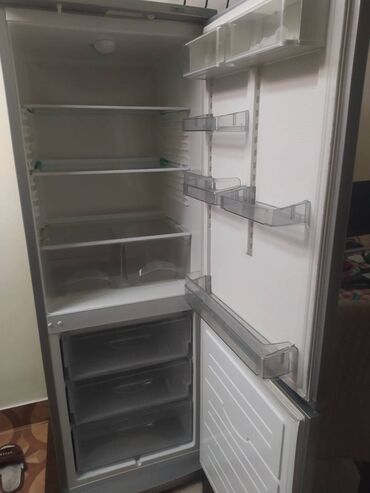 продаю холодильник бу: Б/у 2 двери Atlant Холодильник Продажа, цвет - Серый