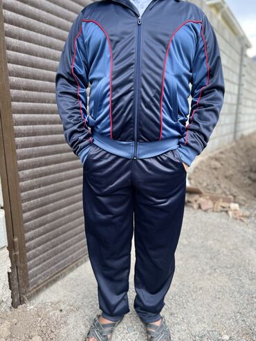 Спортивные костюмы: Мужской спортивный костюм, M (EU 38), L (EU 40), XL (EU 42), Adidas, Новый, цвет - Синий, Самовывоз