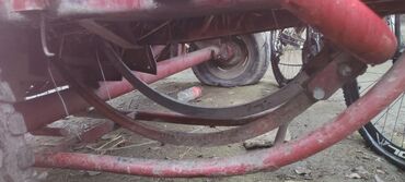 Pres bağlayanlar: Kənd təsərrüfatı üçün saman/ot presləyən pres-podborşik (kvadrat balya — 6