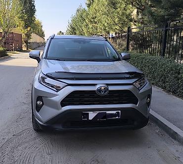 Toyota RAV4: 2019 г., 2.5 л, Гибрид, Кроссовер