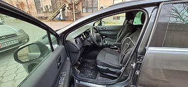 Peugeot: Peugeot 5008: 2010 г., 1.6 л, Механика, Дизель, Минивэн — 8