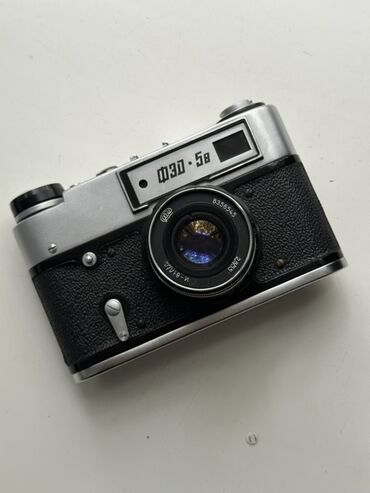 Stəkanlar: FED-5B rangefinder plyonka fotoaparatı ideal vəziyyətdədir - Model