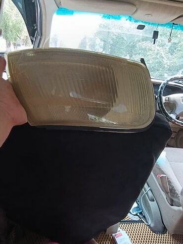 продам раму: Комплект передних фар Honda Б/у