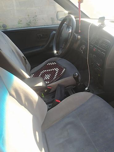 toyota celika: Nissan Primera: 1997 г., 1.6 л, Механика, Бензин, Седан — 6