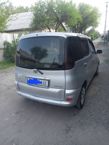 где купить машину дешевле: Toyota Funcargo: 1999 г., 1.3 л, Автомат, Бензин, Универсал