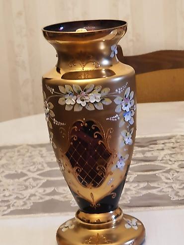 semeni dekoru: Bir vaza — 2