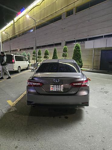 Toyota: Toyota Camry: 2017 г., Гибрид, Седан — 3
