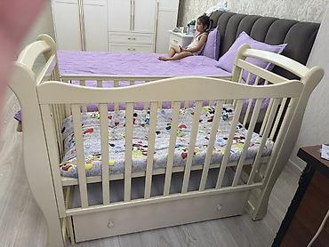bed sheets: Детская кроватка из массива/МДФ в кремовом цвете. Характеристики: - — 2