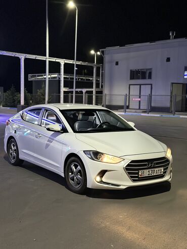 автомобиль бу: Hyundai Avante: 2019 г., 1.6 л, Автомат, Бензин, Седан