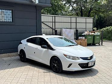 расрочкага авто: Chevrolet Volt: 2018 г., 2 л, Автомат, Гибрид, Хэтчбэк — 2