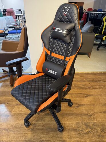 Ofis və oyun kresloları: Təkərli, Qolları tənzimlənir, Süni dəri — 18