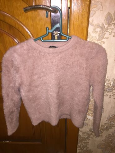 Свитеры: Женский свитер S (EU 36), цвет - Бежевый