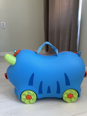 детский игровой домик: Детский чемодан 
Новый