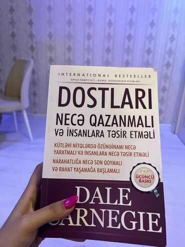 Pontiac: Məhsul: Kitab – “Dostları Necə Qazanmalı və İnsanlara Təsir Etməli”