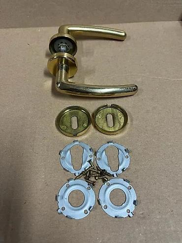 Maske za utičnice i prekidače: Sigma Maniglie “Derby” – set ručki za vrata - Model/serija: Derby — 8