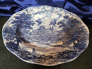 Ostali antikviteti: Engleski oval za serviranje Crown Ducal iz 70ih.god. Engleski oval — 7