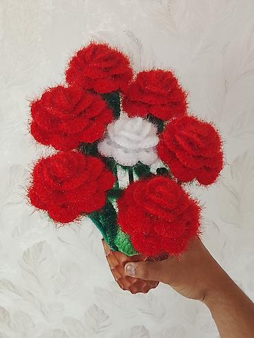 gul buket: Salam Dekorativ elde hazirlanan buket satilir whatsapp 051 654 11 57 — 1