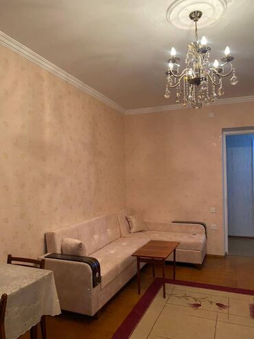 Uzunmüddətli kirayə mənzillər: Nərimanov metrosuna yaxın 5 mertebeli binanın 5-ci mərtəbəsində — 4