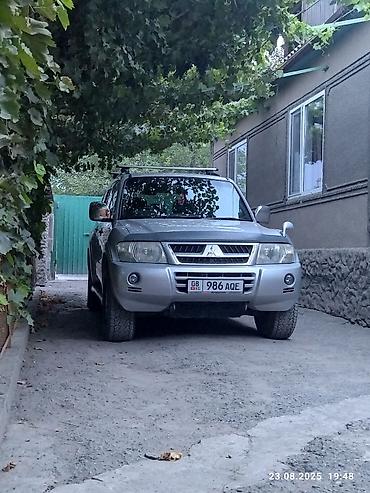 Mitsubishi: Mitsubishi Pajero: 2003 г., 3 л, Автомат, Бензин, Внедорожник — 1