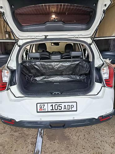 тико гранат: Ssangyong Tivoli: 2020 г., Дизель, Кроссовер — 5