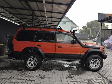 генератор паджеро: Mitsubishi Pajero: 1993 г., Автомат, Бензин, Внедорожник — 8