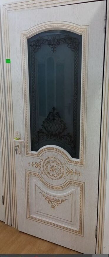 Otaq qapıları: Rusiya istehsalı
qapı modeli 
Zamok
Petlələr
Çərçivələr
Naliçniklər — 6