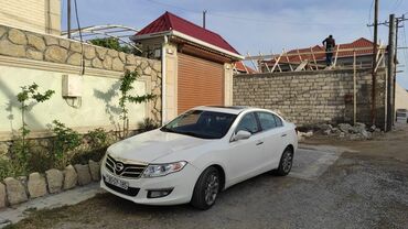 Hyundai: Hyundai : 1.8 l | 2015 il Sedan — 1