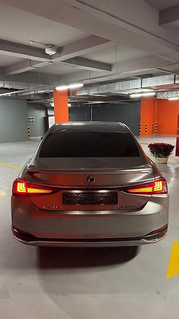 subaru acsent: Lexus ES: 2019 г., 2.5 л, Вариатор, Гибрид — 3
