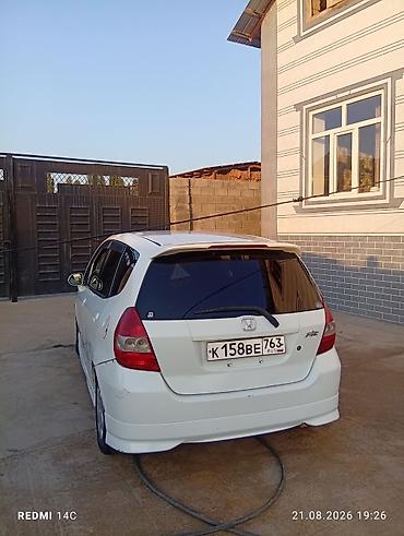 range over: Honda Fit: 2003 г., 1.3 л, Автомат, Бензин, Хэтчбэк — 5