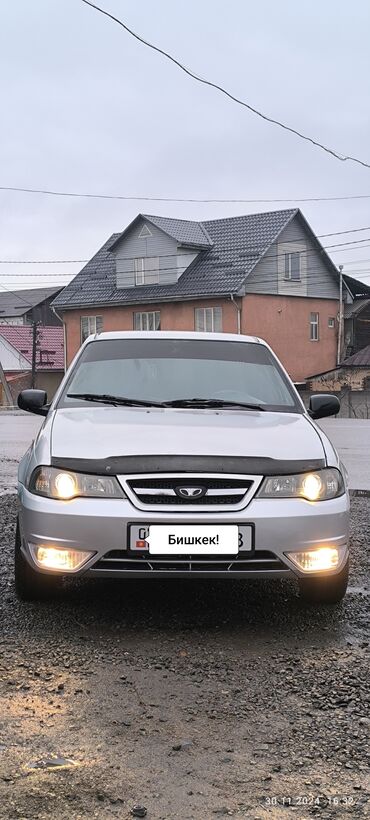 Daewoo: Daewoo Nexia: 2010 г., 1.5 л, Механика, Бензин, Седан