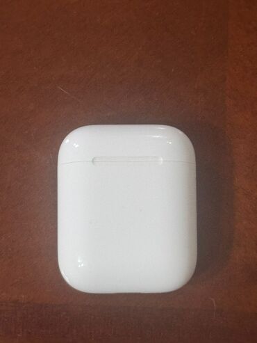 Наушники: Вкладыши, Apple, Б/у, Беспроводные (Bluetooth), Классические