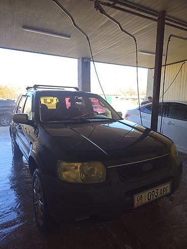 Ford: Ford Maverick: 2003 г., 2 л, Механика, Бензин, Внедорожник — 3