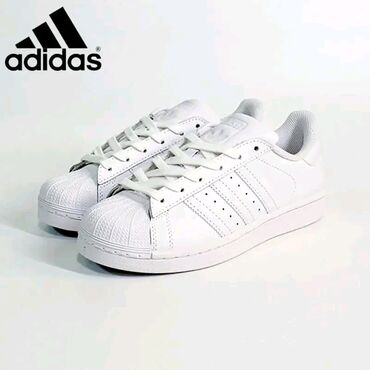 adidas gornji deo trenerke: Patike adidas vel 43