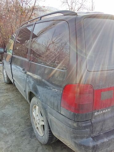 Volkswagen: Volkswagen Sharan: 2001 г., 2.4 л, Автомат, Бензин, Минивэн — 5