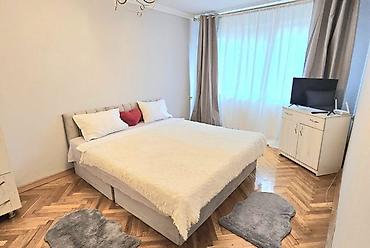 Посуточная аренда квартир: 1 комната, Люкс, элитка, Бишкек Парк ТРЦ, Душевая кабина, Постельное белье, Кондиционер — 3