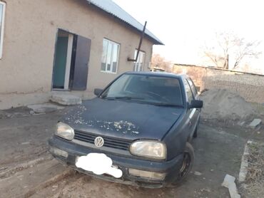 Volkswagen: Volkswagen Golf: 1992 г., 1.8 л, Механика, Бензин