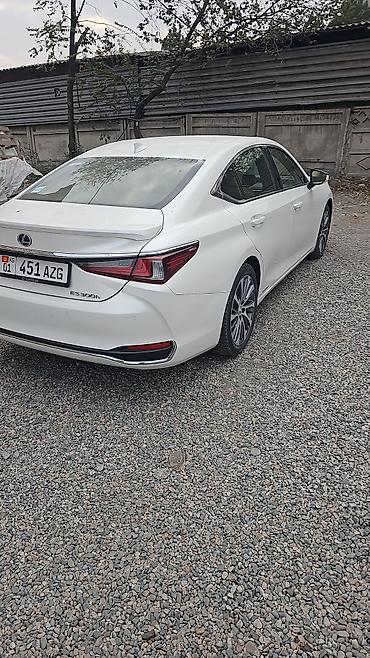 Lexus ES: 2019 г., 2.5 л, Автомат, Гибрид, Седан