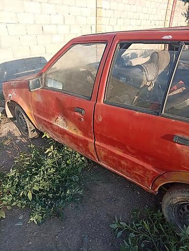 sprinter 315: Nissan March: 1990 г., Хэтчбэк — 5