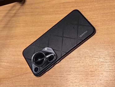 цены на графический планшет: Huawei Pura 70 Ultra, Колдонулган, 512 ГБ, түсү - Кара, 1 SIM, 2 SIM