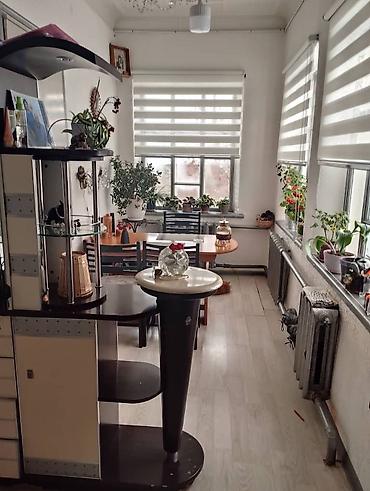 Продажа коттеджей и домов: Продаю дом 100кв.м. 4 комнаты. Имеется хоз. Постройки, гараж, огород — 4