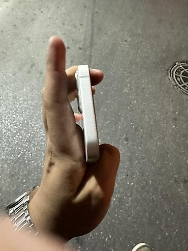 Apple iPhone: IPhone 13, Ağ, Face ID — 5