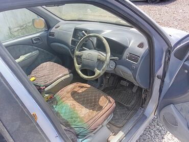 Toyota: Toyota Raum: 1997 г., 1.5 л, Автомат, Бензин, Хэтчбэк