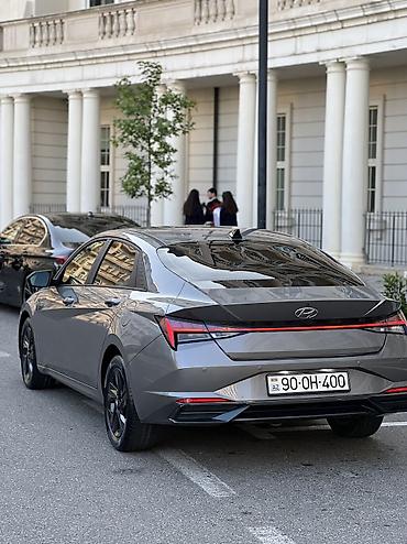 kor zona: Hyundai Elantra: 2 l | 2022 il Sedan — 7