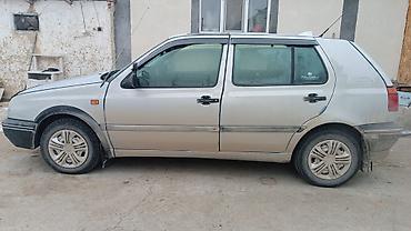 Volkswagen: Volkswagen Golf: 1993 г., 1.6 л, Механика, Бензин, Хэтчбэк — 1